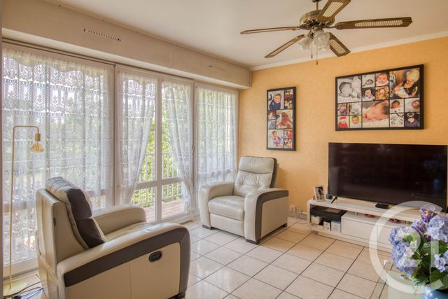 Appartement F4 &agrave; vendre - 4 pi&egrave;ces - 79,02 m2 - Le Plessis Bouchard - 95 - ILE-DE-FRANCE