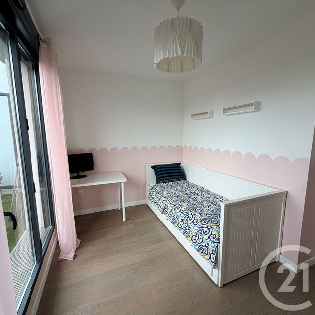 Appartement F3 &agrave; louer - 3 pi&egrave;ces - 66,52 m2 - Colombes - 92 - ILE-DE-FRANCE