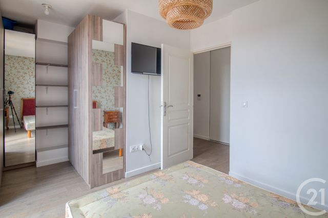 Appartement F3 &agrave; louer - 3 pi&egrave;ces - 66,52 m2 - Colombes - 92 - ILE-DE-FRANCE