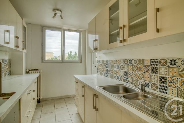 Appartement F3 &agrave; louer - 3 pi&egrave;ces - 54,19 m2 - Ermont - 95 - ILE-DE-FRANCE