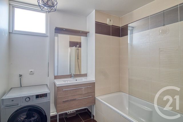 Appartement F3 &agrave; louer - 3 pi&egrave;ces - 66,58 m2 - Ermont - 95 - ILE-DE-FRANCE