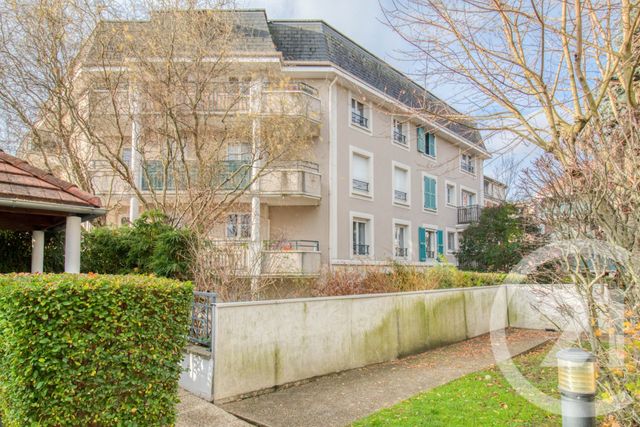 Appartement F3 &agrave; louer - 3 pi&egrave;ces - 63,70 m2 - St Gratien - 95 - ILE-DE-FRANCE