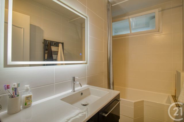 Appartement F3 &agrave; louer - 3 pi&egrave;ces - 55,10 m2 - Ermont - 95 - ILE-DE-FRANCE