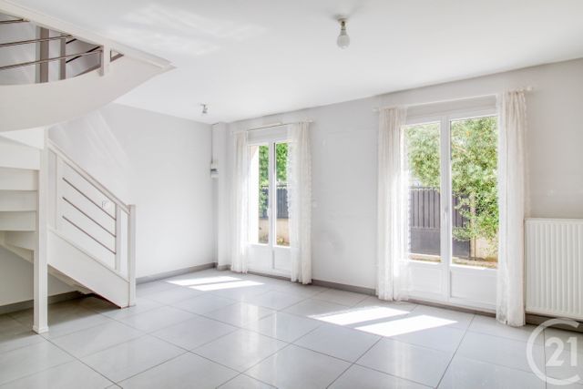 Maison à vendre - 6 pièces - 106,80 m2 - Ermont - 95 - ILE-DE-FRANCE