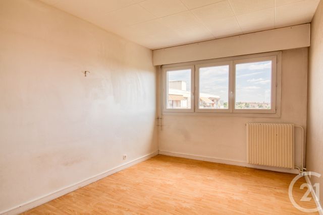 Appartement F4 à vendre - 4 pièces - 87,05 m2 - Ermont - 95 - ILE-DE-FRANCE