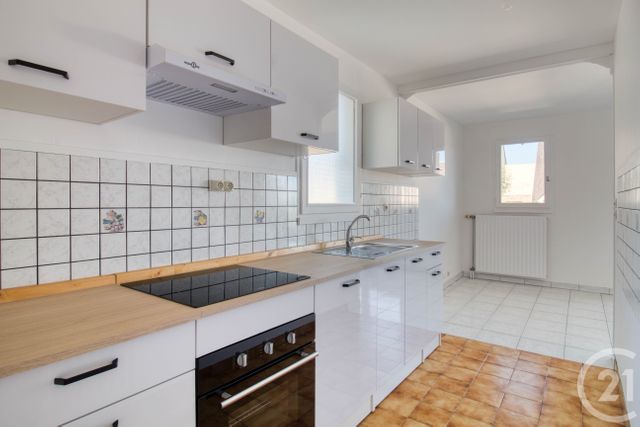 Appartement F4 à vendre - 4 pièces - 82,52 m2 - Ermont - 95 - ILE-DE-FRANCE