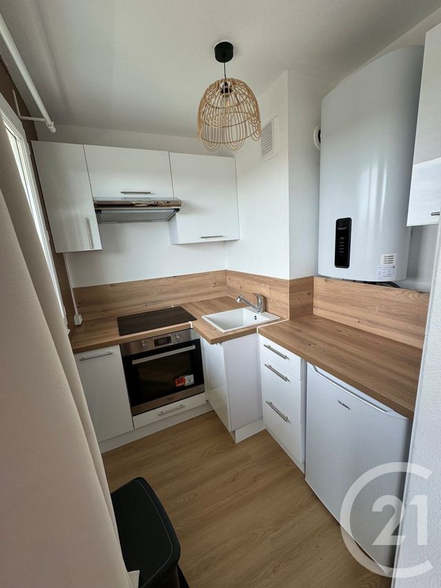 Appartement F1 &agrave; louer - 1 pi&egrave;ce - 28 m2 - Le Plessis Belleville - 60 - PICARDIE