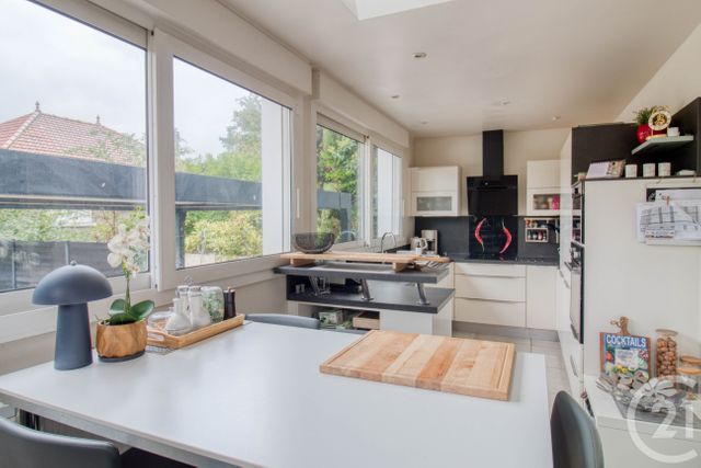 Maison à vendre - 6 pièces - 130,97 m2 - St Prix - 95 - ILE-DE-FRANCE