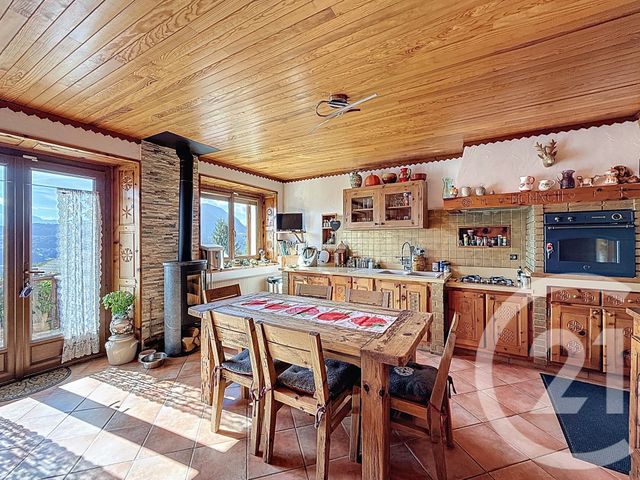 Maison à vendre - 12 pièces - 265 m2 - Taninges - 74 - RHONE-ALPES