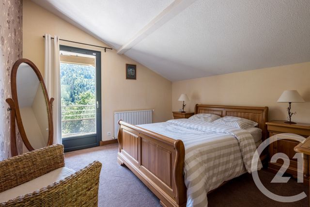 Maison à vendre - 5 pièces - 145 m2 - Araches La Frasse - 74 - RHONE-ALPES