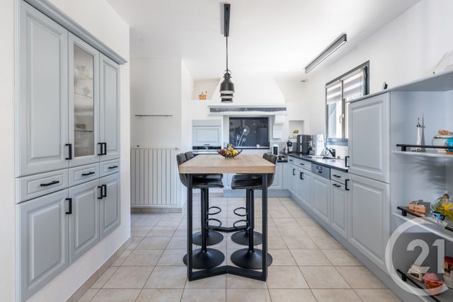 Maison à vendre - 5 pièces - 145 m2 - Araches La Frasse - 74 - RHONE-ALPES