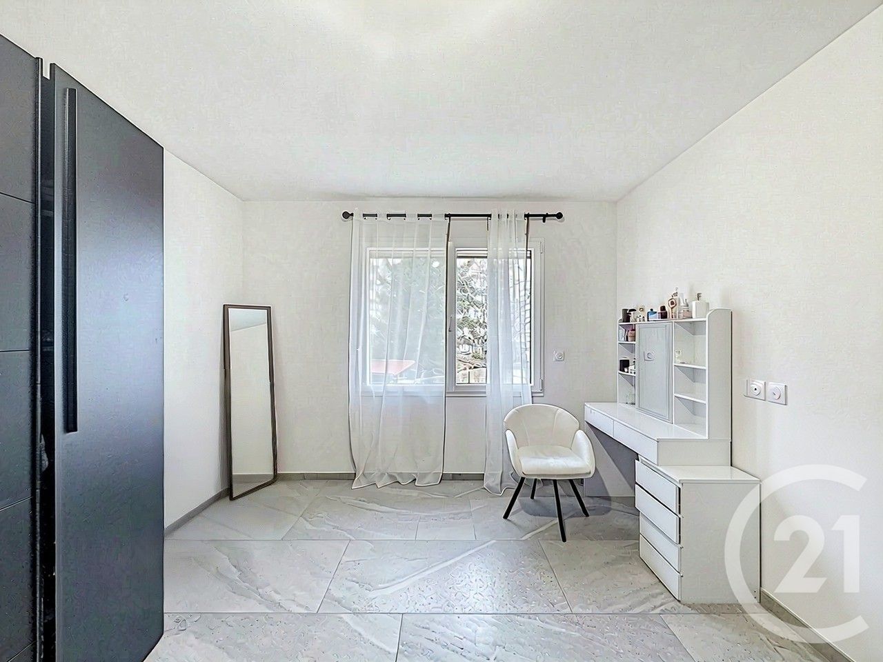 Maison à vendre - 4 pièces - 100 m2 - Scionzier - 74 - RHONE-ALPES — 9