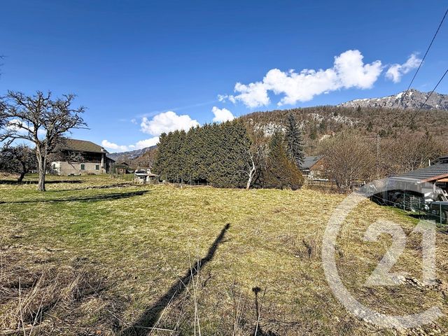 terrain - MIEUSSY - 74