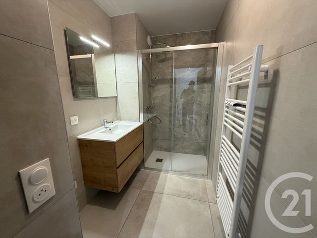 Appartement T2 &agrave; louer - 2 pi&egrave;ces - 46,59 m2 - Taninges - 74 - RHONE-ALPES