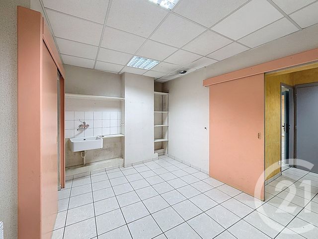 Appartement Local &agrave; vendre - 8 pi&egrave;ces - 143,79 m2 - Taninges - 74 - RHONE-ALPES