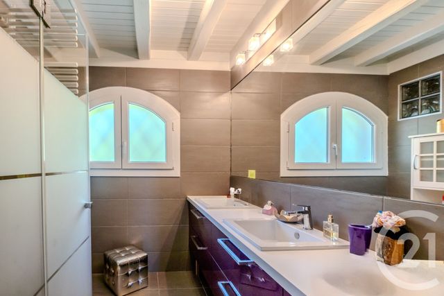 Maison &agrave; vendre - 7 pi&egrave;ces - 337 m2 - Thyez - 74 - RHONE-ALPES