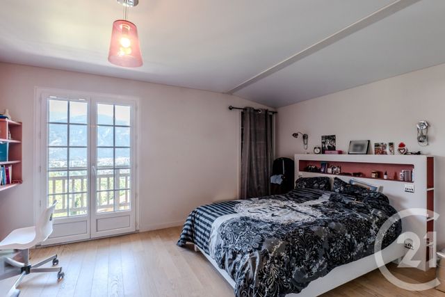 Maison &agrave; vendre - 7 pi&egrave;ces - 337 m2 - Thyez - 74 - RHONE-ALPES