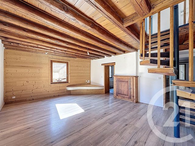 Appartement T5 &agrave; louer - 6 pi&egrave;ces - 133 m2 - Taninges - 74 - RHONE-ALPES