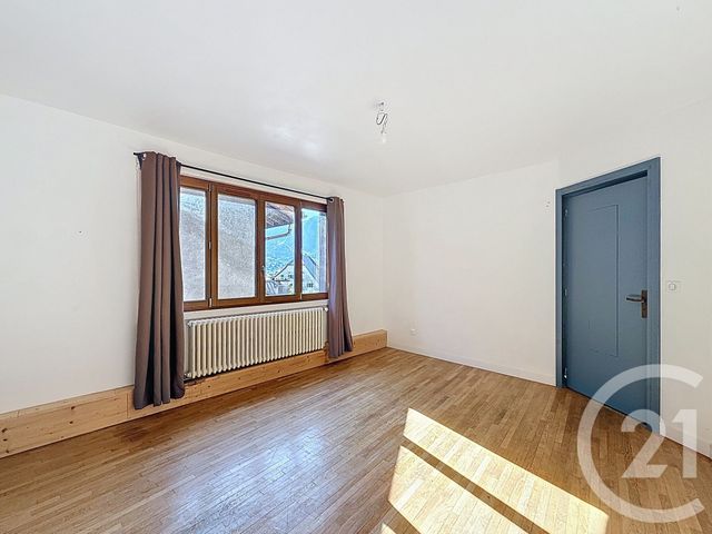 Appartement T5 &agrave; louer - 6 pi&egrave;ces - 133 m2 - Taninges - 74 - RHONE-ALPES