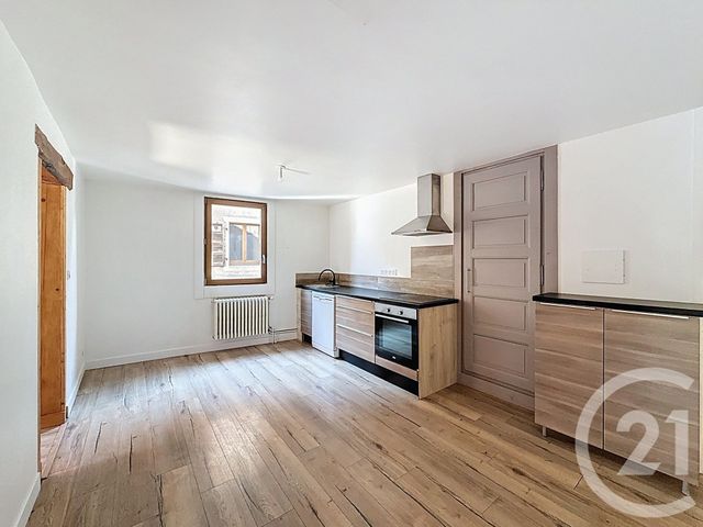 Appartement T5 &agrave; louer - 6 pi&egrave;ces - 133 m2 - Taninges - 74 - RHONE-ALPES