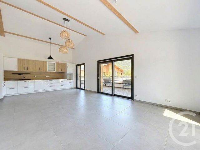 Appartement F4 &agrave; vendre - 5 pi&egrave;ces - 104,68 m2 - Taninges - 74 - RHONE-ALPES