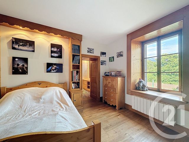 Maison à vendre - 7 pièces - 246,08 m2 - Taninges - 74 - RHONE-ALPES