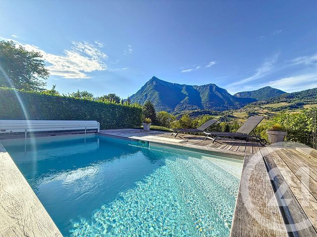 Maison à vendre - 7 pièces - 246,08 m2 - Taninges - 74 - RHONE-ALPES