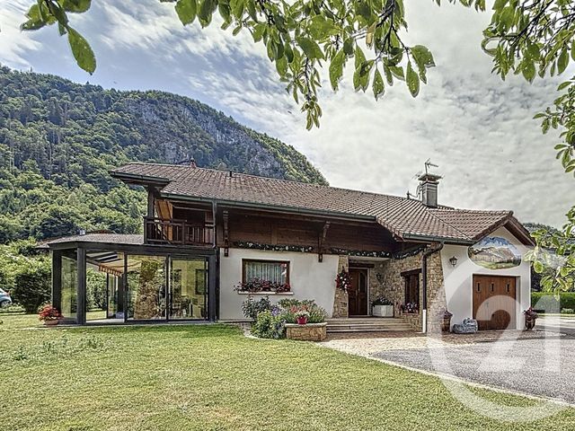 Maison à vendre - 6 pièces - 195 m2 - Mieussy - 74 - RHONE-ALPES