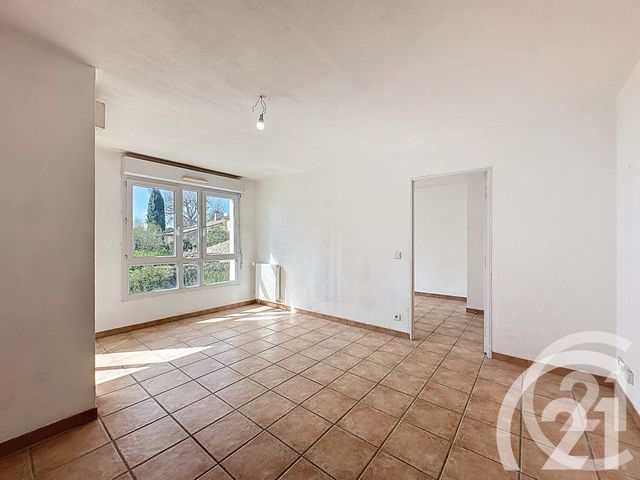 Appartement F2 &agrave; vendre - 2 pi&egrave;ces - 48,70 m2 - L Isle Sur La Sorgue - 84 - PROVENCE-ALPES-COTE-D-AZUR