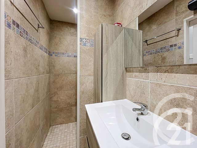 Appartement à vendre - 2 pièces - 46,40 m2 - Maubec - 84 - PROVENCE-ALPES-COTE-D-AZUR