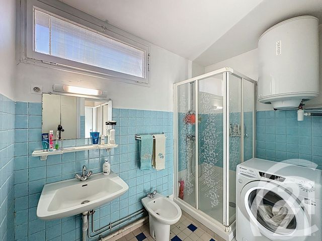 Appartement F3 à vendre - 4 pièces - 72,99 m2 - Cavaillon - 84 - PROVENCE-ALPES-COTE-D-AZUR