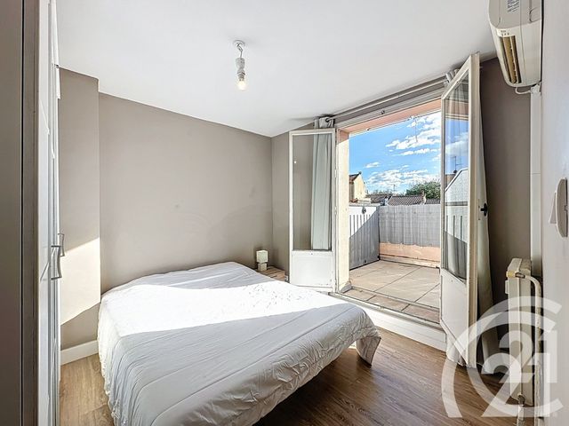 Appartement F3 à vendre - 4 pièces - 72,99 m2 - Cavaillon - 84 - PROVENCE-ALPES-COTE-D-AZUR