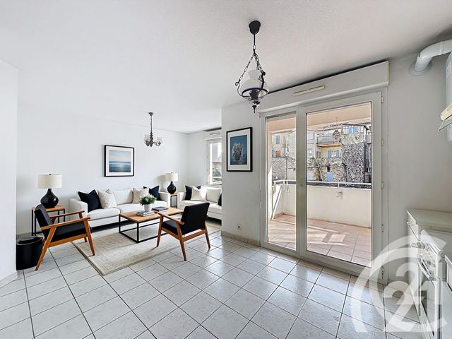 Appartement F2 &agrave; vendre - 2 pi&egrave;ces - 42,81 m2 - Cavaillon - 84 - PROVENCE-ALPES-COTE-D-AZUR