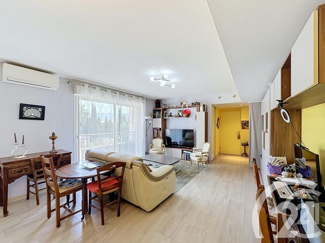 Appartement F4 &agrave; vendre - 4 pi&egrave;ces - 85,93 m2 - Cavaillon - 84 - PROVENCE-ALPES-COTE-D-AZUR