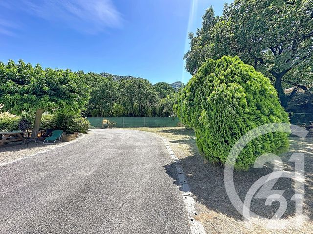 Terrain &agrave; vendre - 1000 m2 - Robion - 84 - PROVENCE-ALPES-COTE-D-AZUR
