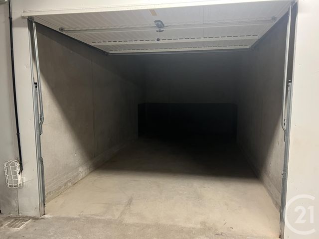 Parking &agrave; louer - 13 m2 - Armentieres - 59 - NORD-PAS-DE-CALAIS