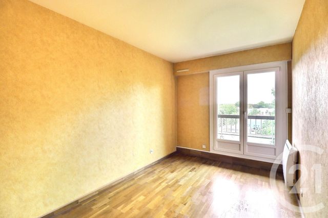 Appartement F3 &agrave; louer - 3 pi&egrave;ces - 99,32 m2 - Loos - 59 - NORD-PAS-DE-CALAIS