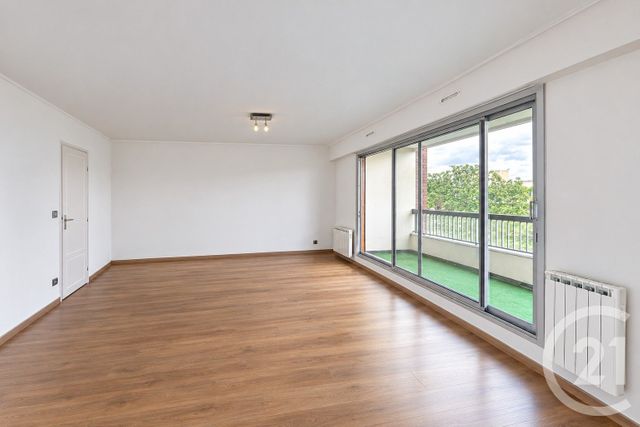 Appartement F3 &agrave; louer - 3 pi&egrave;ces - 99,32 m2 - Loos - 59 - NORD-PAS-DE-CALAIS