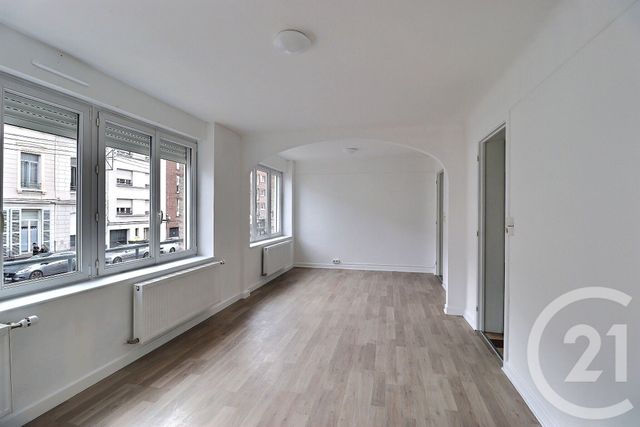 Appartement T3 &agrave; louer - 3 pi&egrave;ces - 61,13 m2 - Lille - 59 - NORD-PAS-DE-CALAIS