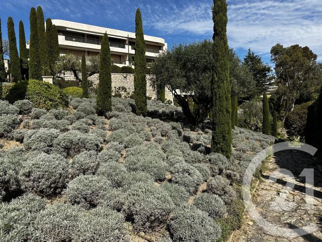 Appartement F4 &agrave; vendre - 4 pi&egrave;ces - 132,06 m2 - Cannes - 06 - PROVENCE-ALPES-COTE-D-AZUR