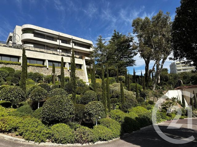 Appartement F4 &agrave; vendre - 4 pi&egrave;ces - 132,06 m2 - Cannes - 06 - PROVENCE-ALPES-COTE-D-AZUR
