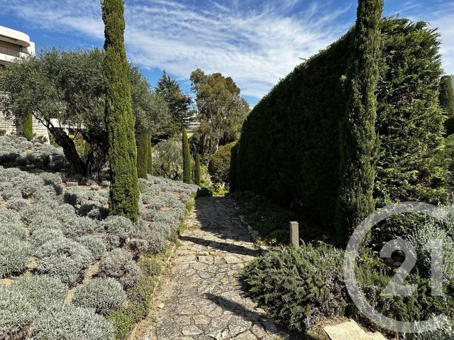 Appartement F4 &agrave; vendre - 4 pi&egrave;ces - 132,06 m2 - Cannes - 06 - PROVENCE-ALPES-COTE-D-AZUR