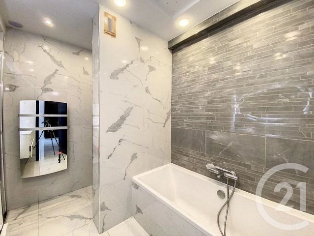 Appartement T4 &agrave; vendre - 4 pi&egrave;ces - 87,44 m2 - Juan Les Pins - 06 - PROVENCE-ALPES-COTE-D-AZUR