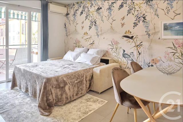 Appartement F2 &agrave; vendre - 3 pi&egrave;ces - 64,19 m2 - Cannes - 06 - PROVENCE-ALPES-COTE-D-AZUR