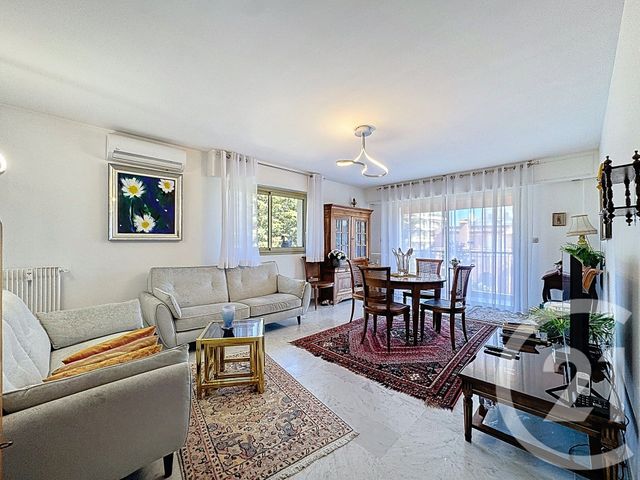 Appartement F3 &agrave; vendre - 4 pi&egrave;ces - 76,72 m2 - Antibes - 06 - PROVENCE-ALPES-COTE-D-AZUR