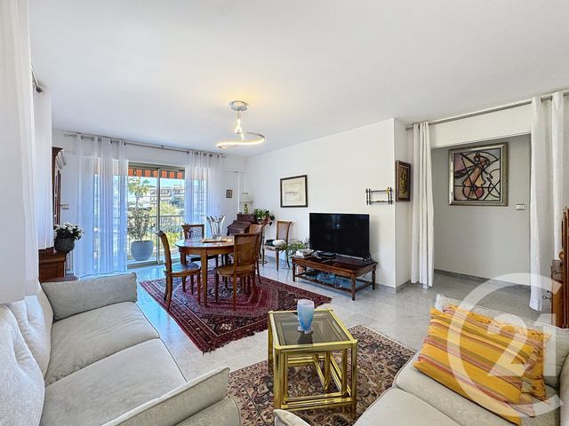 Appartement F3 &agrave; vendre - 4 pi&egrave;ces - 76,72 m2 - Antibes - 06 - PROVENCE-ALPES-COTE-D-AZUR
