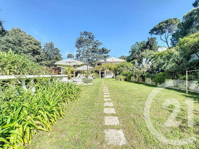 Maison à vendre - 8 pièces - 266,58 m2 - Juan Les Pins - 06 - PROVENCE-ALPES-COTE-D-AZUR