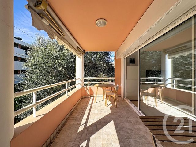Appartement F3 &agrave; vendre - 3 pi&egrave;ces - 76,63 m2 - Antibes - 06 - PROVENCE-ALPES-COTE-D-AZUR