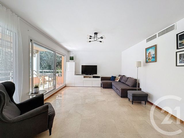 Appartement F3 &agrave; vendre - 3 pi&egrave;ces - 76,63 m2 - Antibes - 06 - PROVENCE-ALPES-COTE-D-AZUR