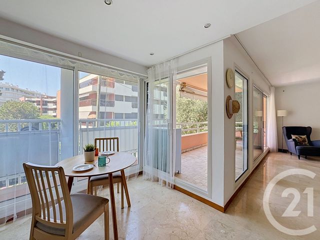 Appartement F3 &agrave; vendre - 3 pi&egrave;ces - 76,63 m2 - Antibes - 06 - PROVENCE-ALPES-COTE-D-AZUR
